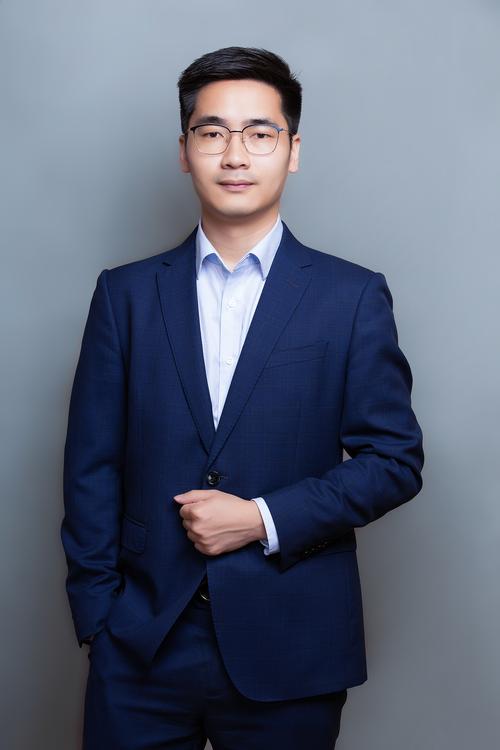 岳赣暖 后期制作总监